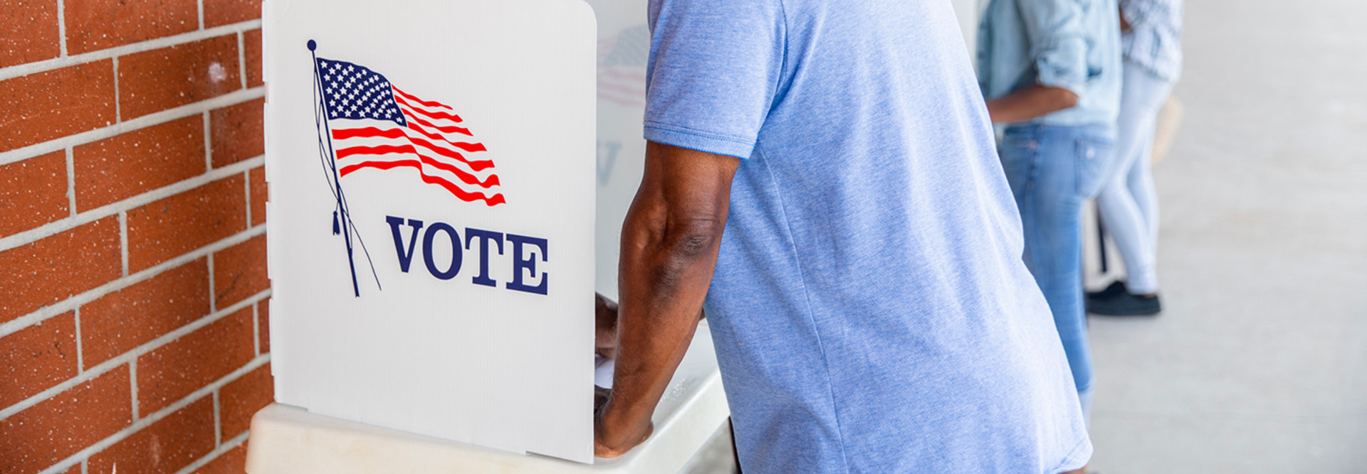 People voting 