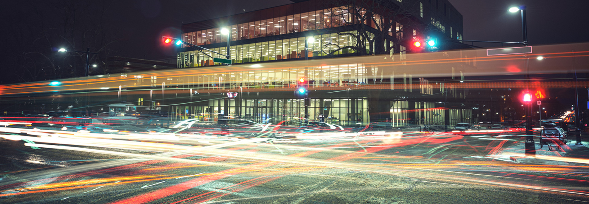 IoT Sensor Network for Smart City Traffic Management  