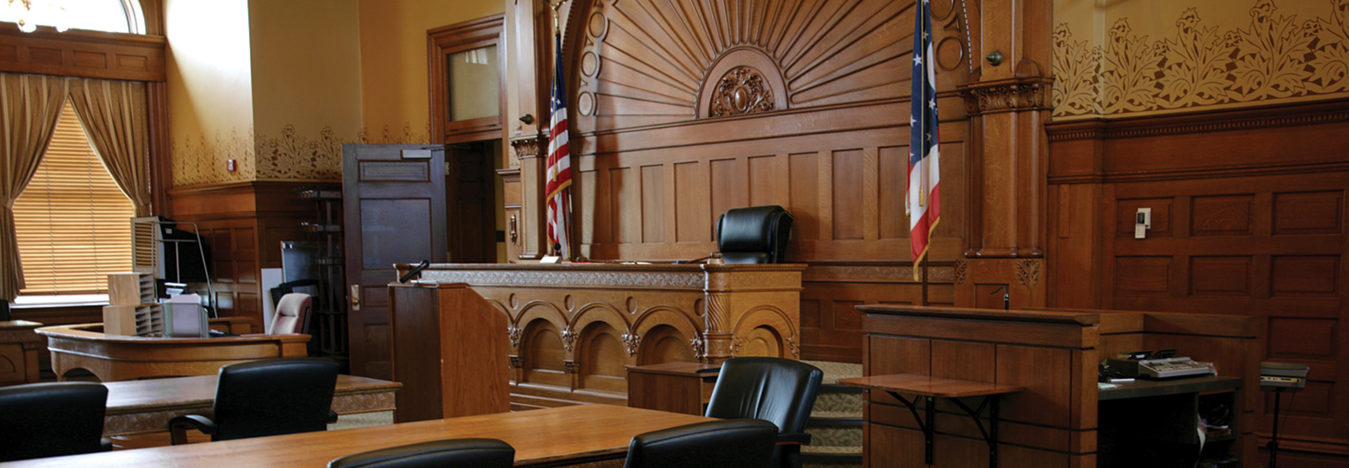 empty court room 