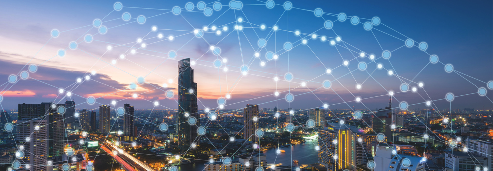 IT and operational technology convergence in Smart Cities 