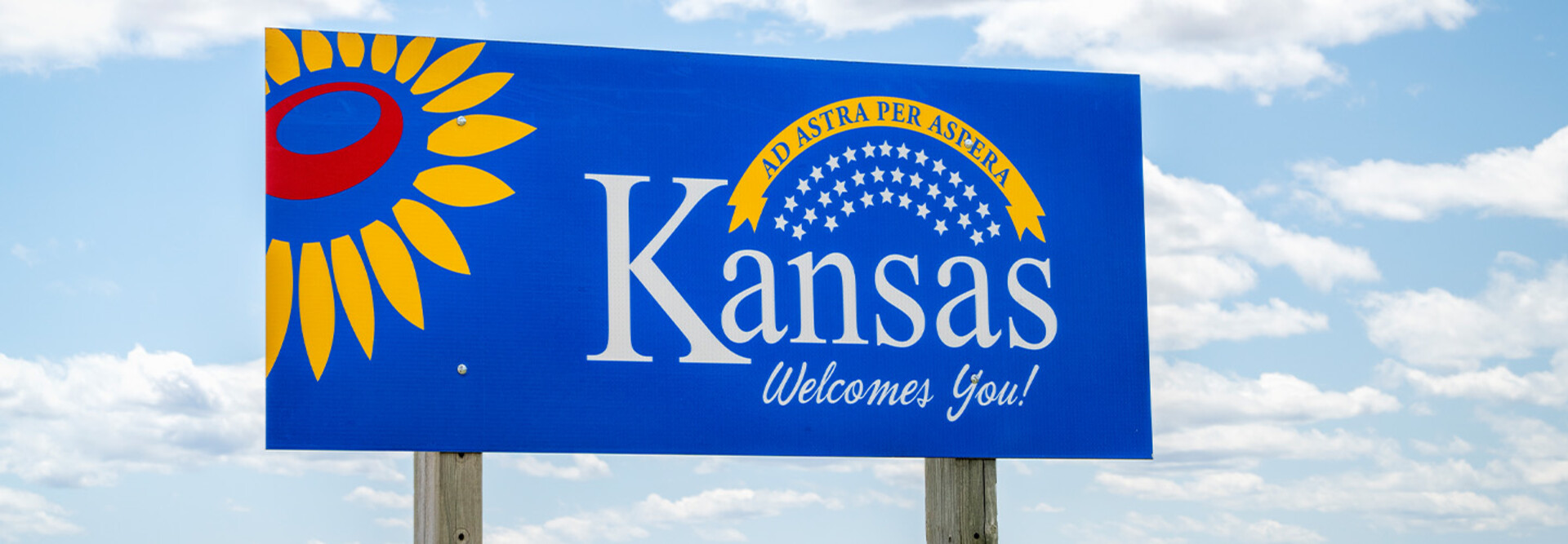 Kansas welcome sign