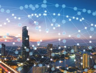 IT and operational technology convergence in Smart Cities 