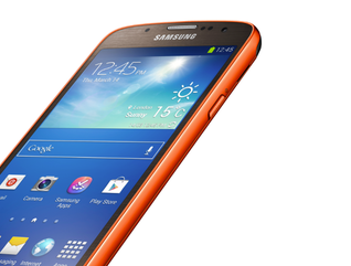 Can the Samsung Galaxy S4 Active Stand the Rain?