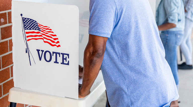 People voting 