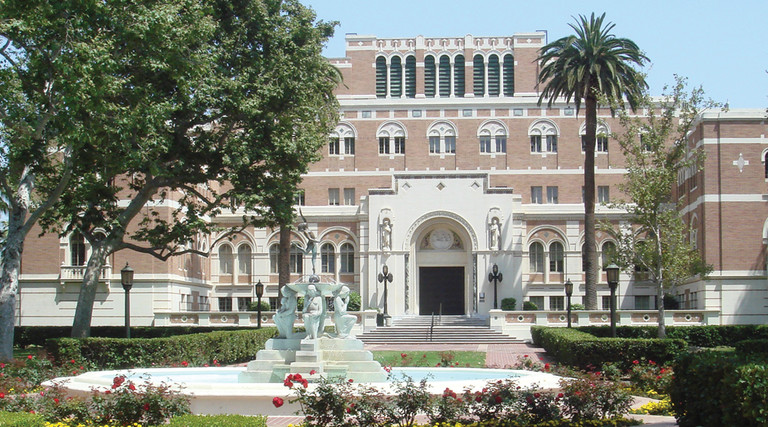 The Edward L. Doheny Jr. Memorial Library, University of Southern California campus in Los Angeles, Calif. 