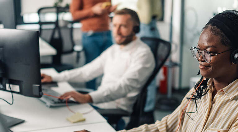 Person working in call center