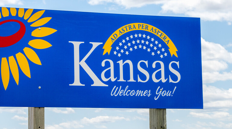 Kansas welcome sign