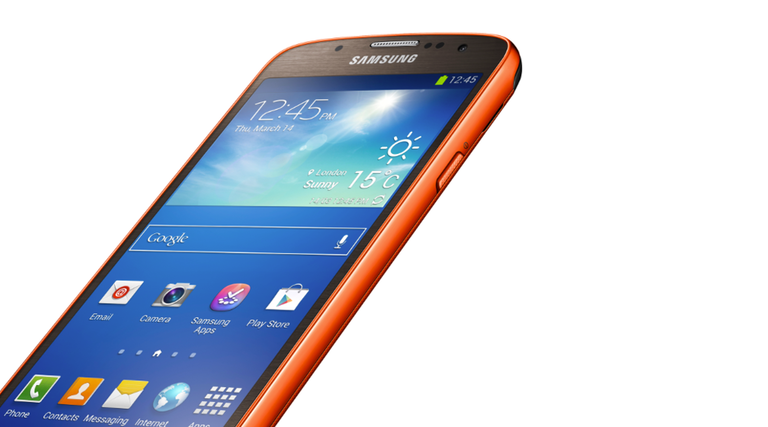 Can the Samsung Galaxy S4 Active Stand the Rain?