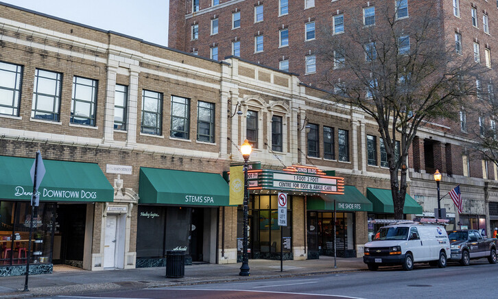 Buildings and Businesses in Downtown Suffolk Virginia