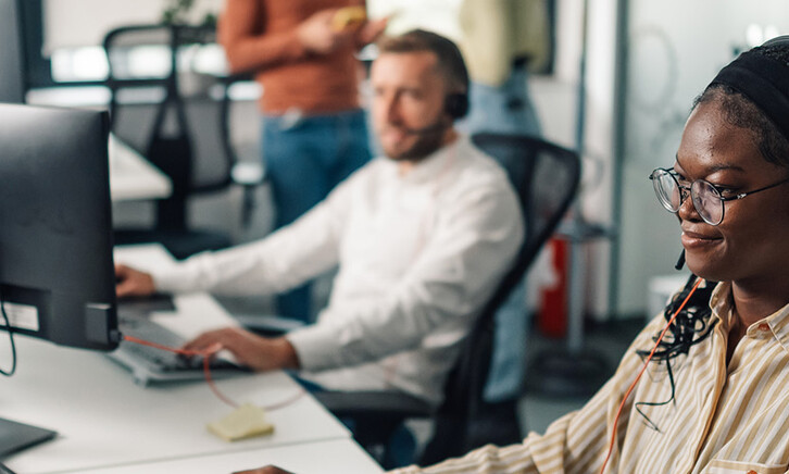 Person working in call center