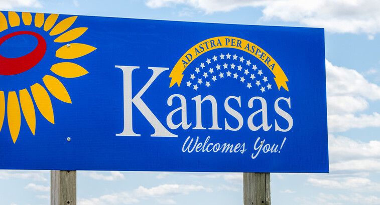 Kansas welcome sign