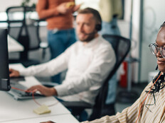 Person working in call center