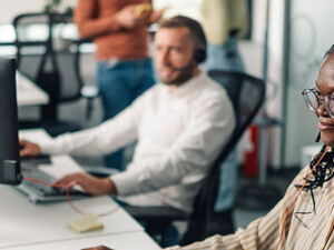 Person working in call center